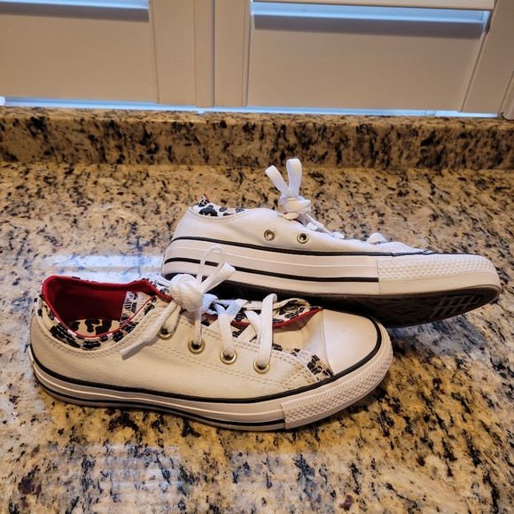 converse red and white leopard